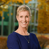 Picture of specialist advisor Louise Carton